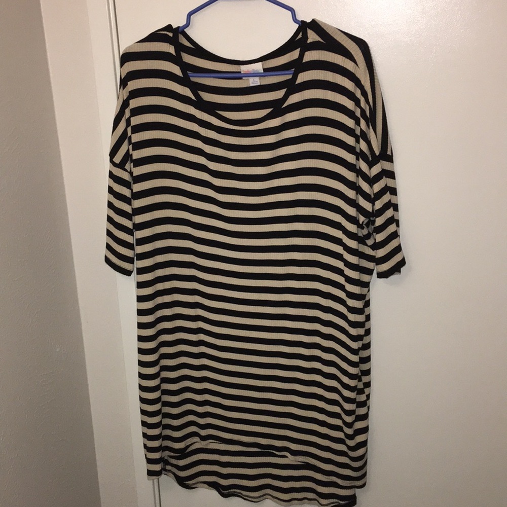 LuLaRoe Ribbed Large Irma Top